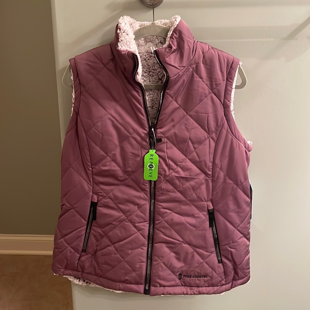 NWT - Free Country Reversible Vest